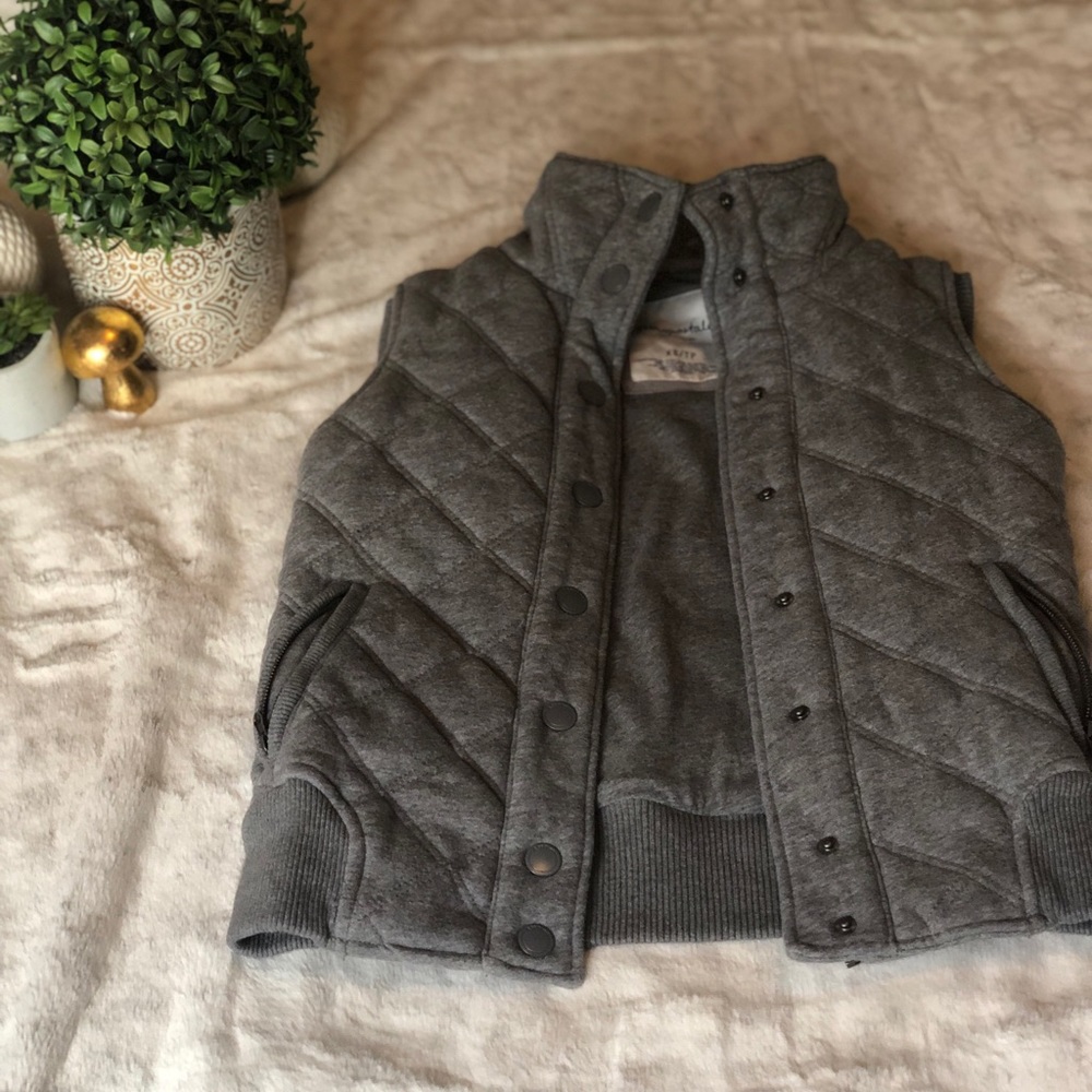 Aeropostale heavy vest